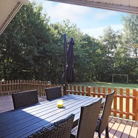 Holiday home Three-bedroom In 2 *