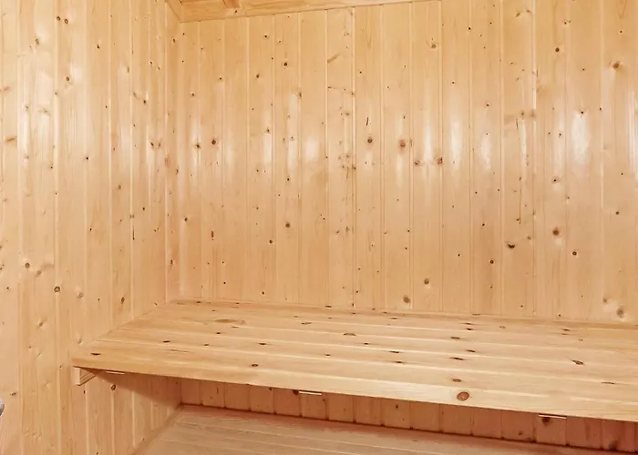 Bright House - By Traum