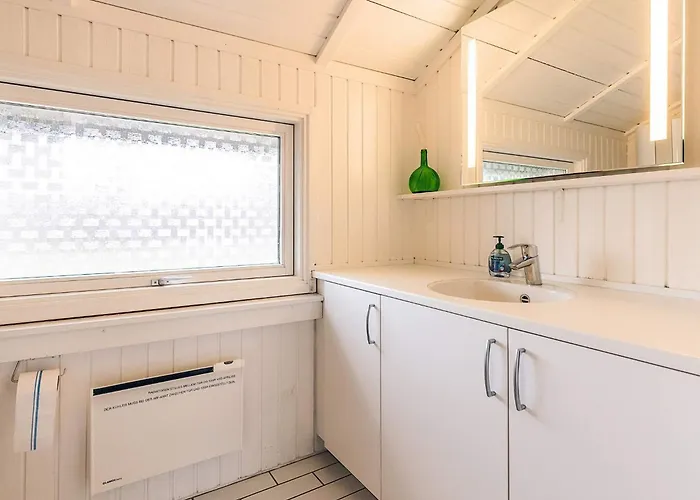 Bright House - By Traum